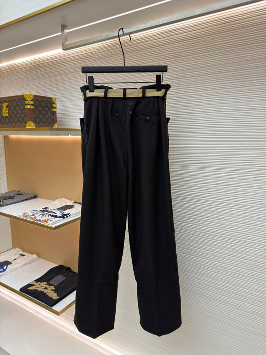 Relaxed Trousers