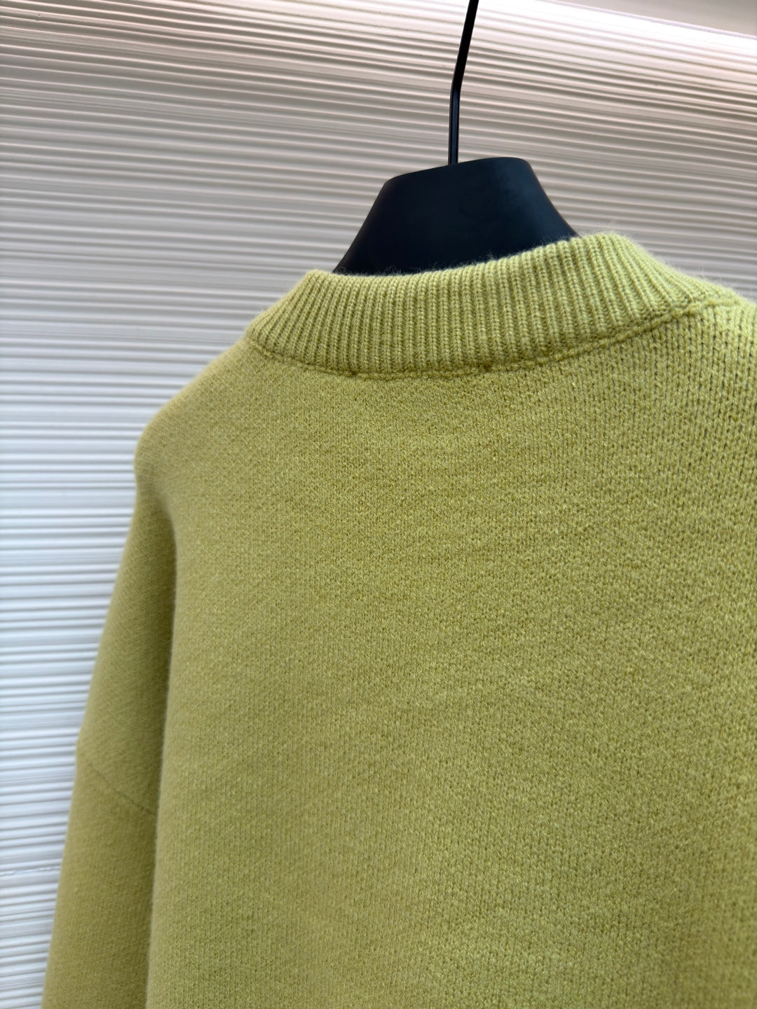 de Cœur Crewneck Sweater