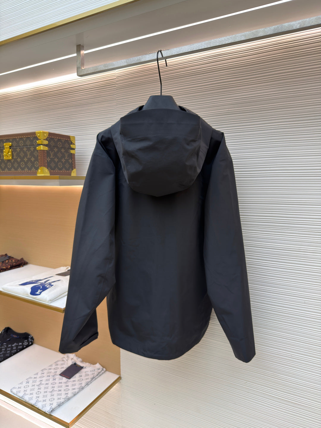 Beta LT Windbreaker Jacket