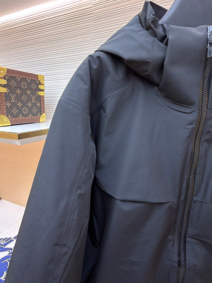 Hooded Down Jacket