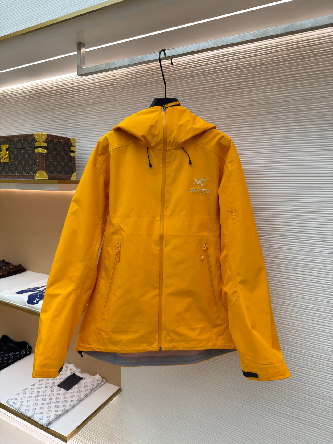 Beta LT Windbreaker Jacket