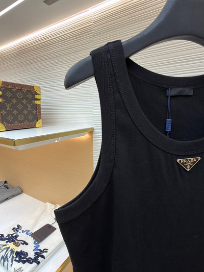 Triangle Logo Gilet