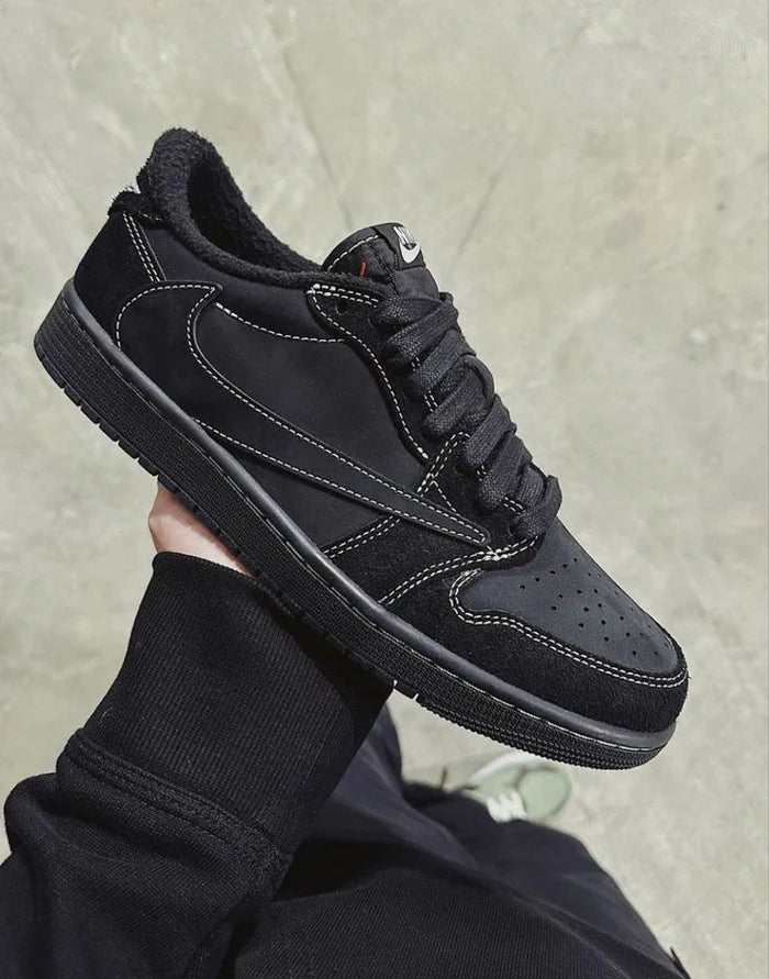 JORDAN X TRAVIS SCOTT AIR JORDAN 1 LOW BLACK PHANTOM