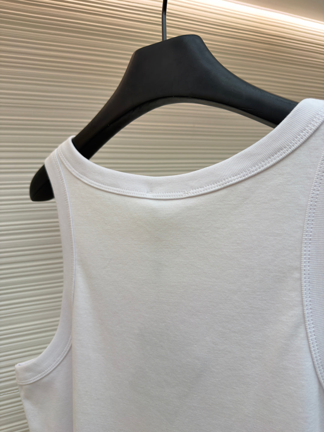 Triangle Logo Gilet