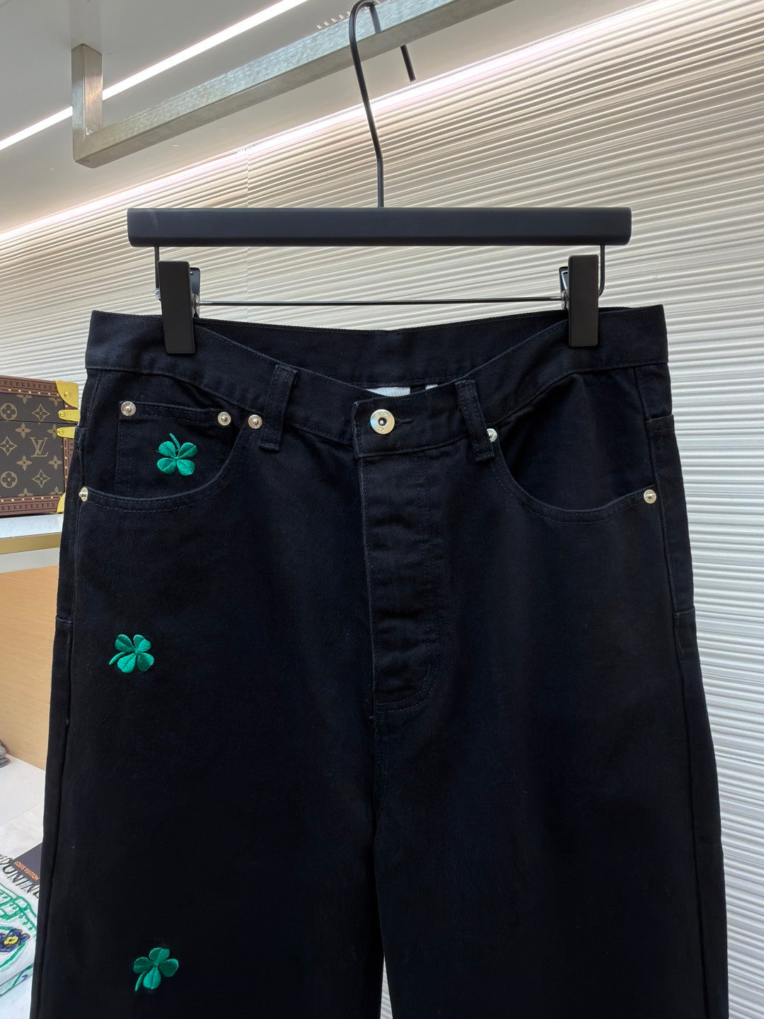 Clover Motif Trousers