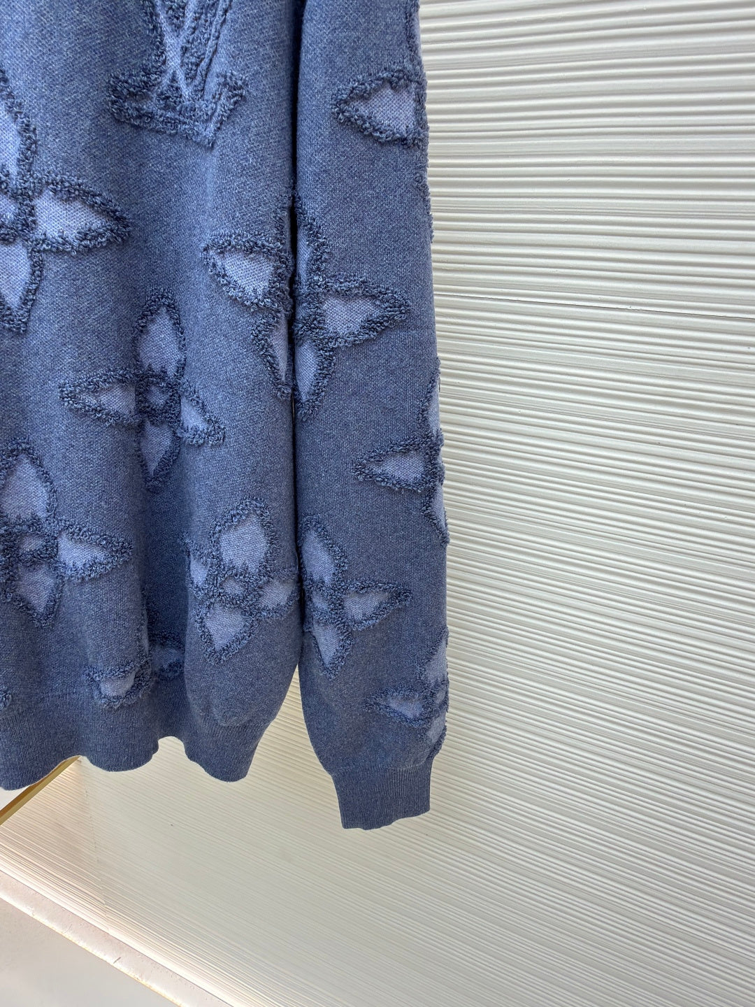 Flower Motif Crewneck Sweatshirt