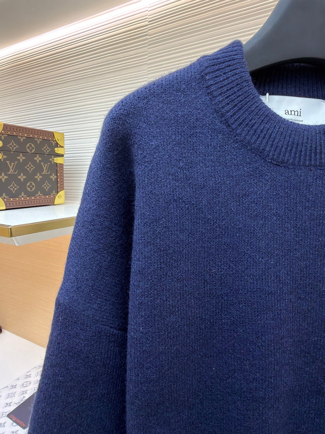 de Cœur Crewneck Sweater