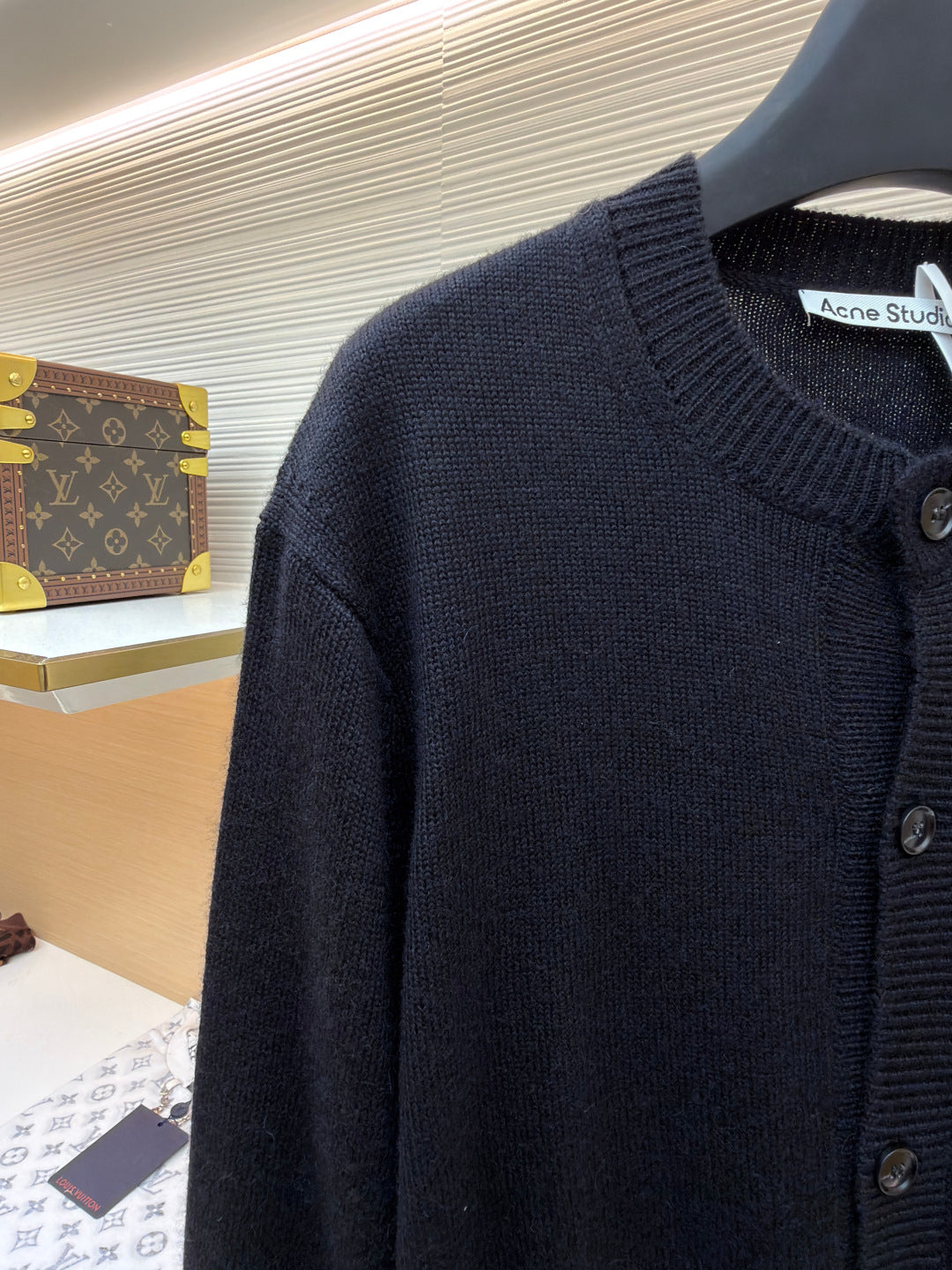 Bow Motif Knit Cardigan