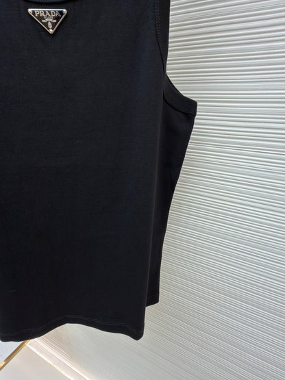 Triangle Logo Gilet