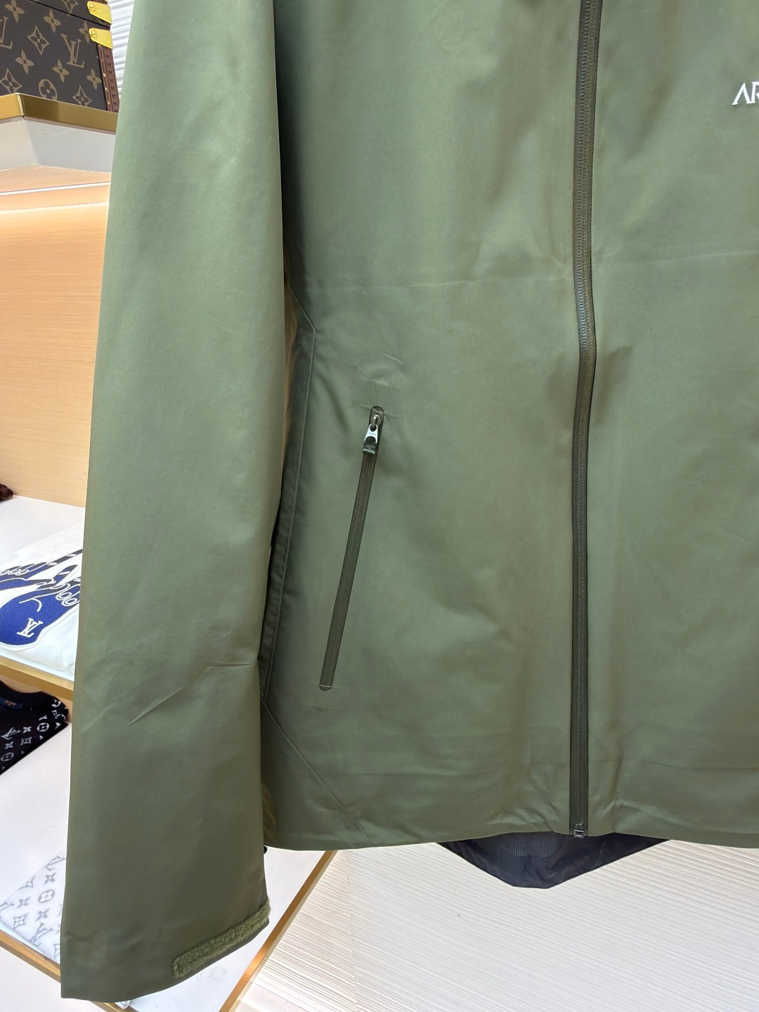 Beta LT Windbreaker Jacket