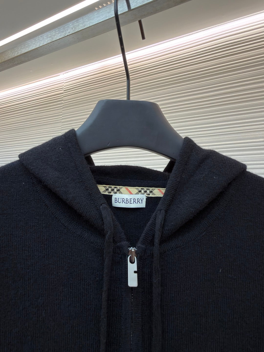 Embroidered Knit Cardigan