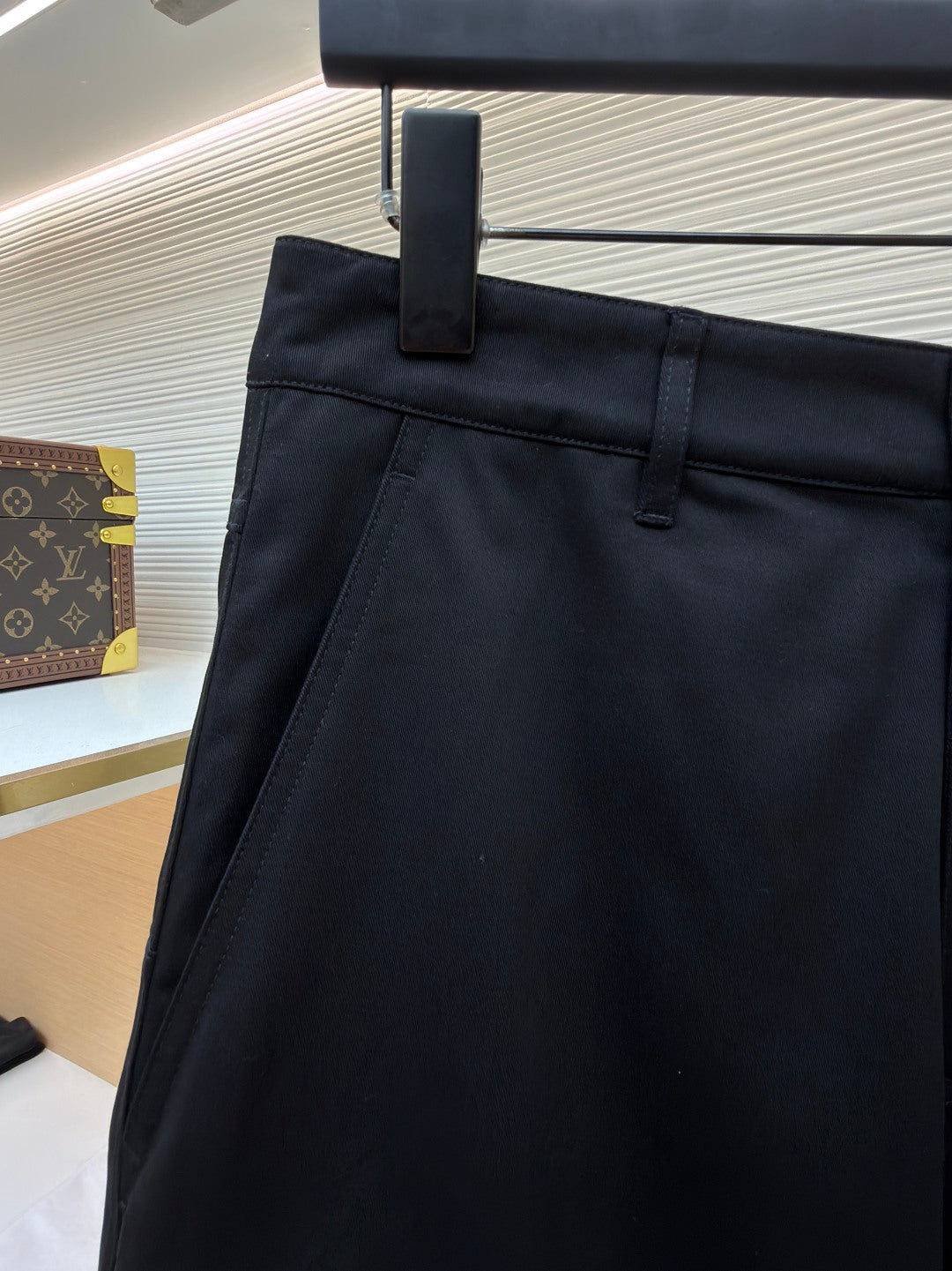 Gabardine Cargo Shorts