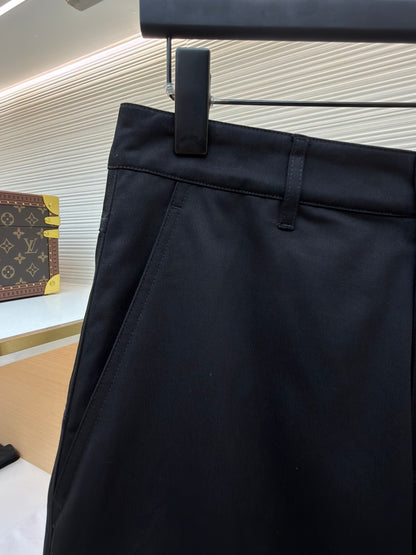 Gabardine Cargo Shorts
