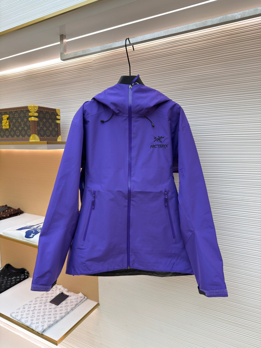 Beta LT Windbreaker Jacket