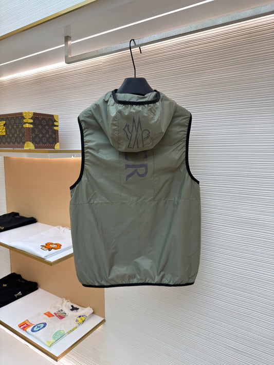 Graphic Gilet