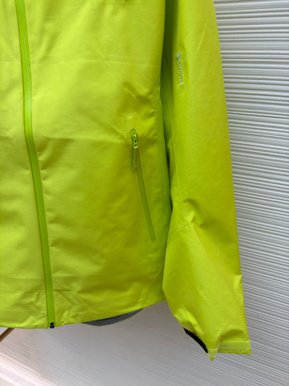 Beta LT Windbreaker Jacket