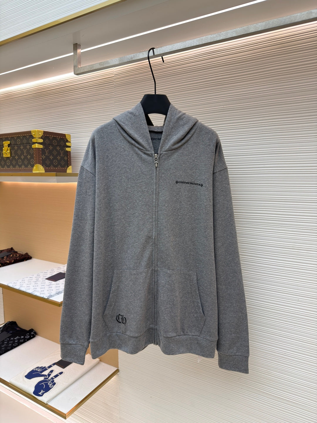 Vine Motif Zip Jacket