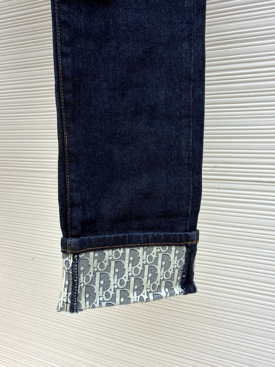 Oblique Jeans
