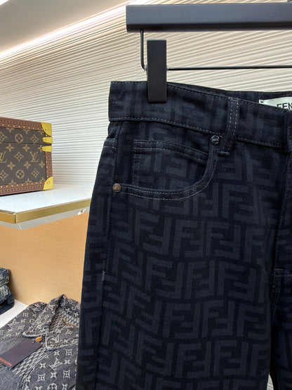 Graphic Jeans