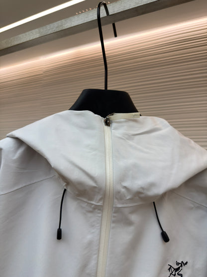 Beta LT Windbreaker Jacket