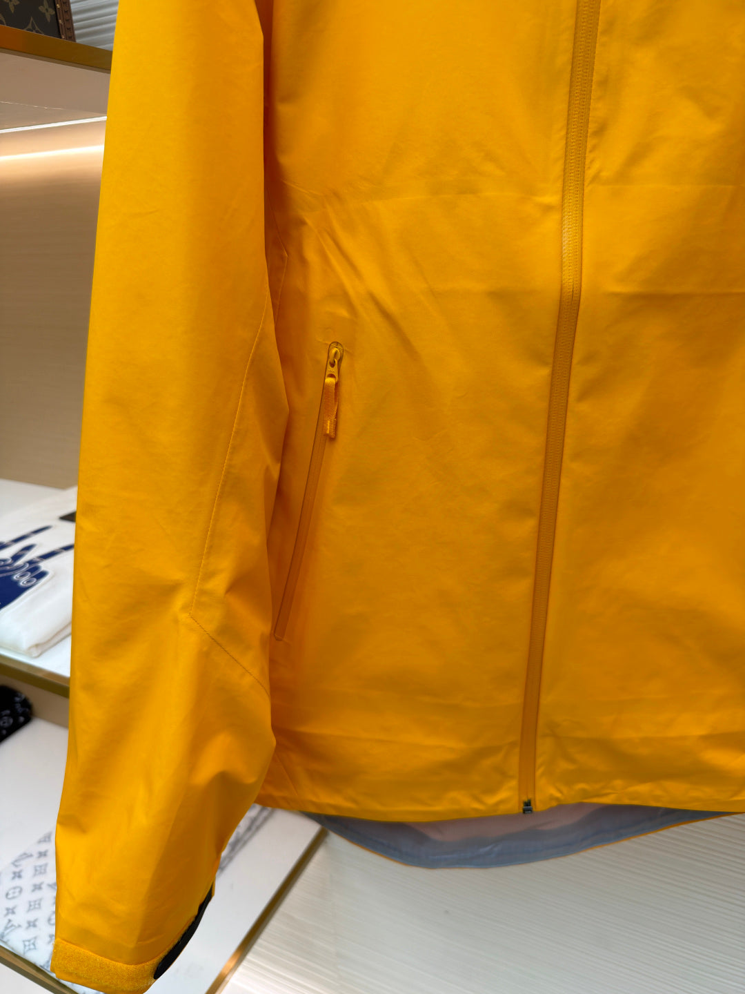 Beta LT Windbreaker Jacket