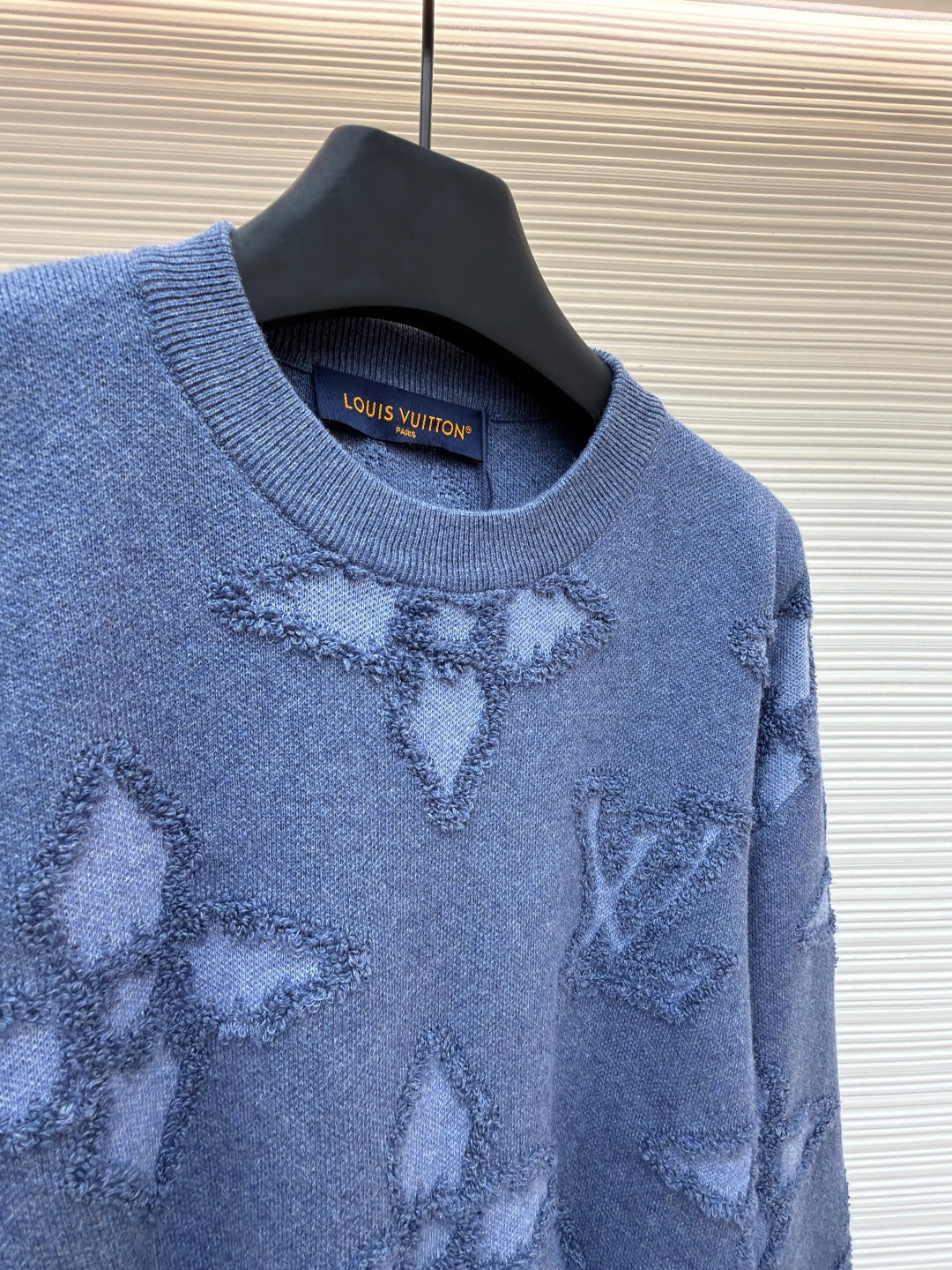 Flower Motif Crewneck Sweatshirt