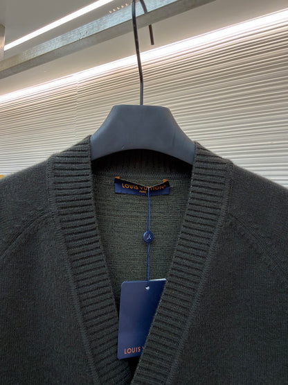 Cashmere V-Neck Sweater