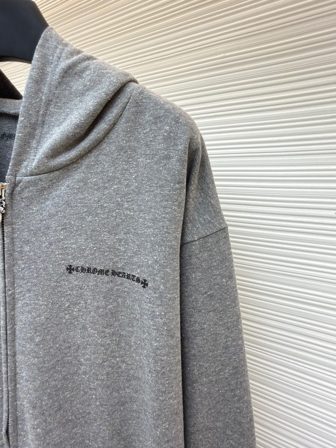 Vine Motif Zip Jacket