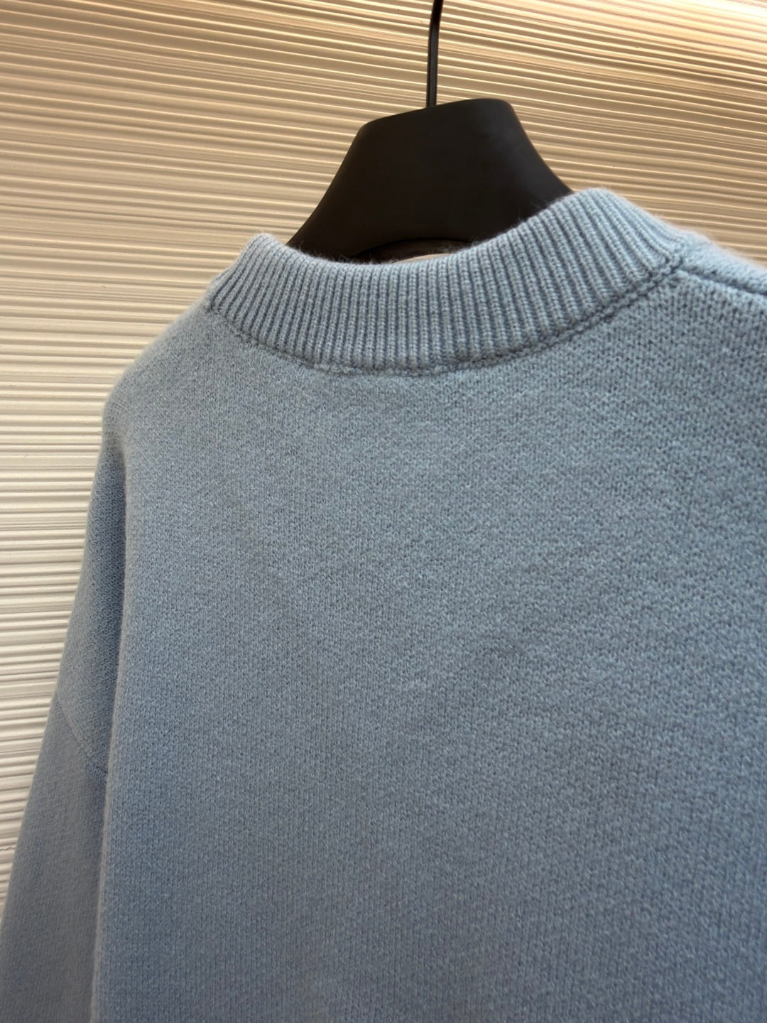 de Cœur Crewneck Sweater