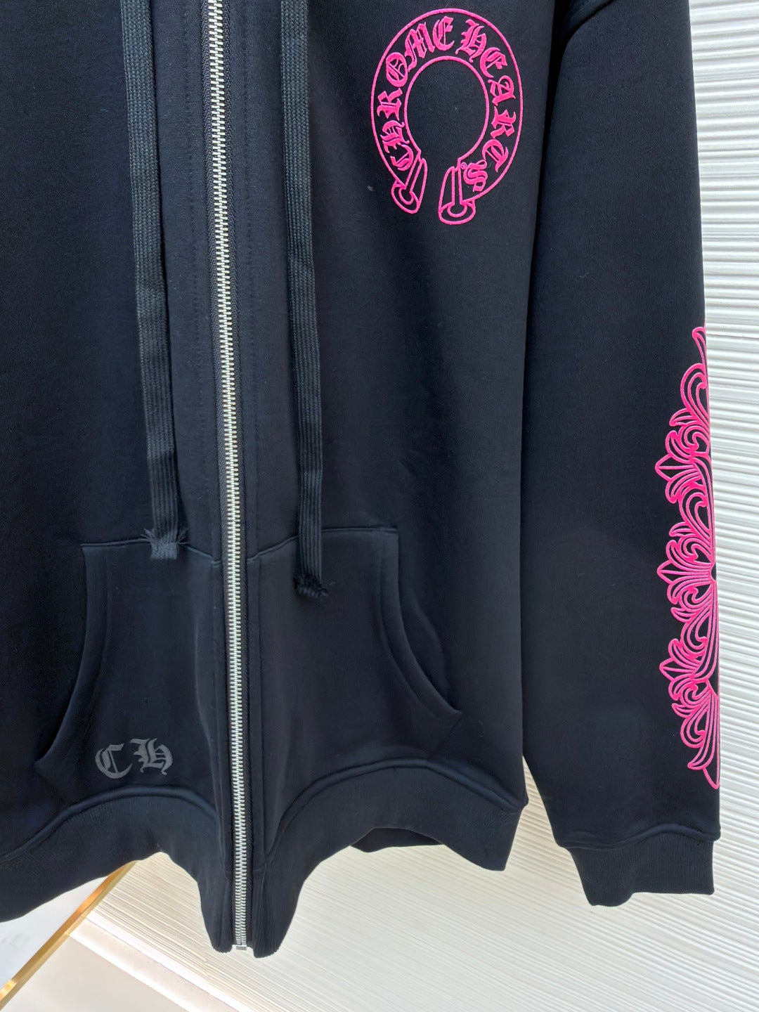 Horseshoe Zip Jacket