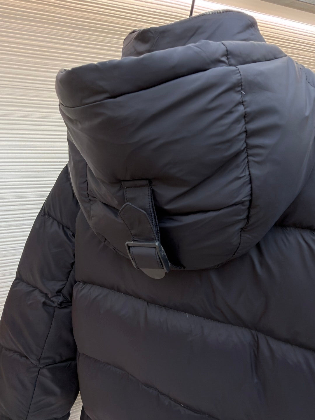 Hooded Down Jacket