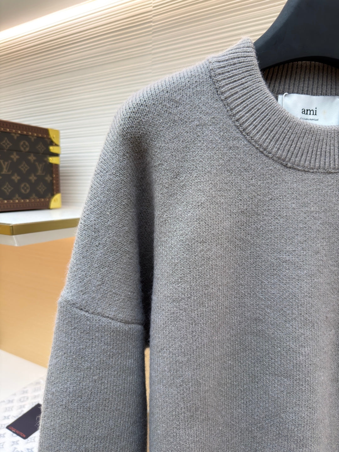 de Cœur Crewneck Sweater