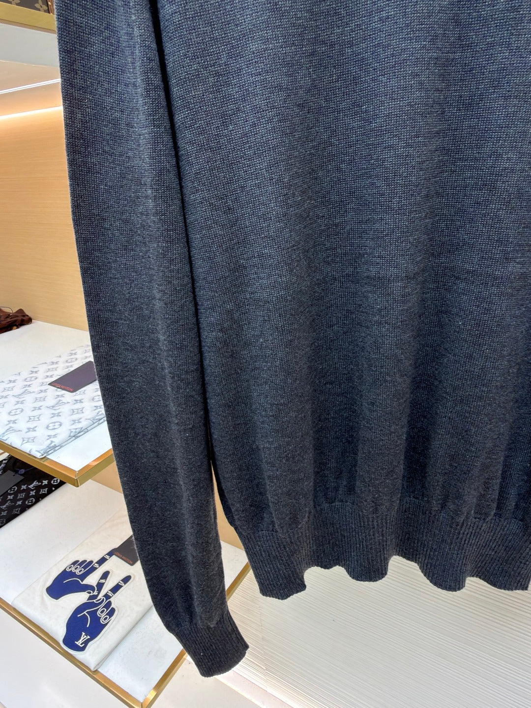 de Cœur Crewneck Sweater